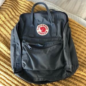 FJÄLLRÄVEN Kanken backpack 13”